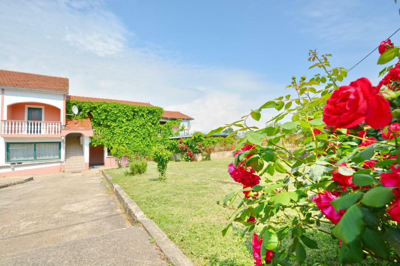 Apartmani Maca Sikovo Exterior foto